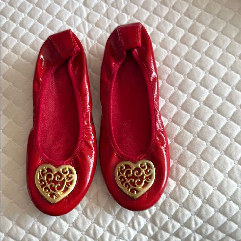 Barioni Red and Gold Ballet Flats with Heart Detail